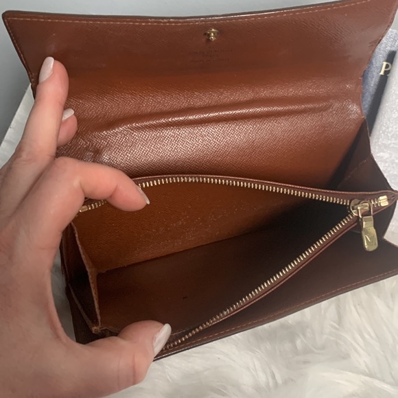 ❌SOLD❌ 2002 authentic Louis Vuitton Sarah wallet - Picture 12 of 17